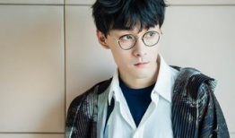 娱乐圈夫妇吃瓜视频,吃瓜视频揭秘甜蜜日常